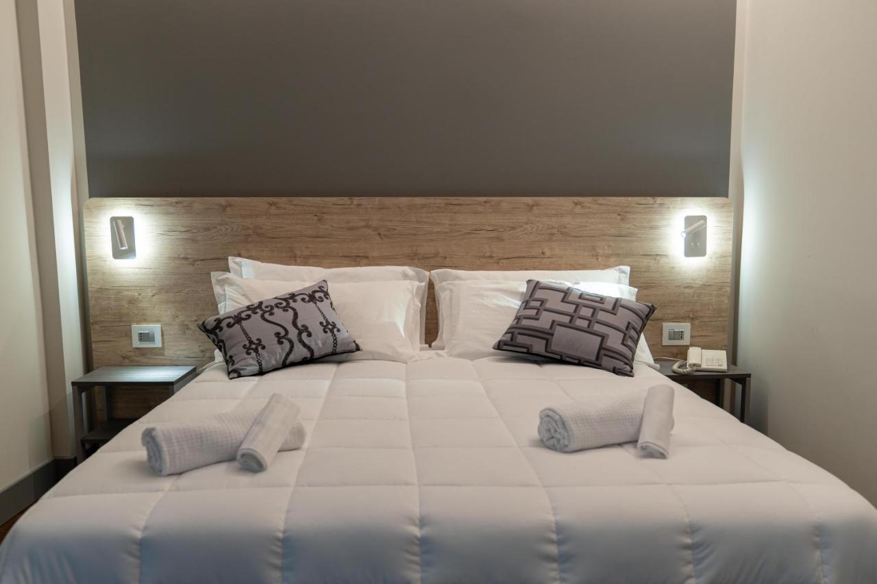 מונטה קטיני טרמה Hotel Ambrosiano מראה חיצוני תמונה