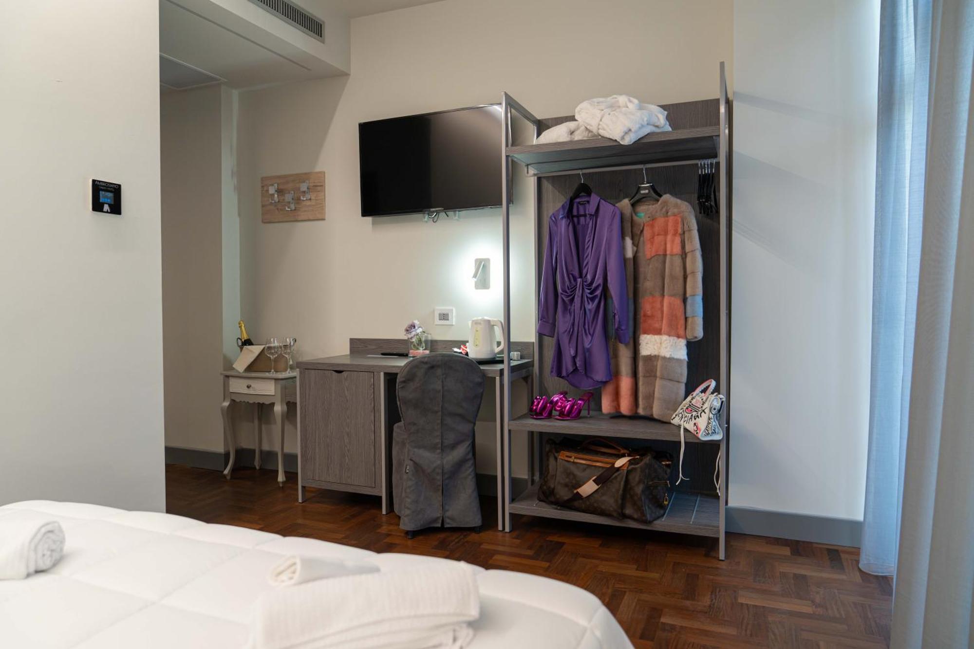 מונטה קטיני טרמה Hotel Ambrosiano מראה חיצוני תמונה